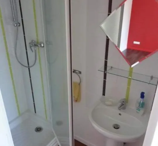 Joli Cocon Au Coeur De La Nature Гостевой дом 3*